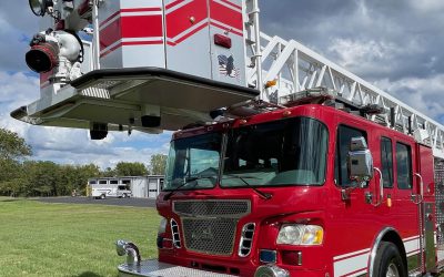 2005 Diesel 100′ Bucket Quint